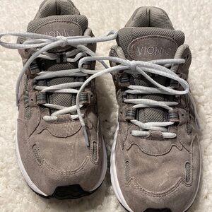 Mens Vionic gray leather lace up shoes size 9